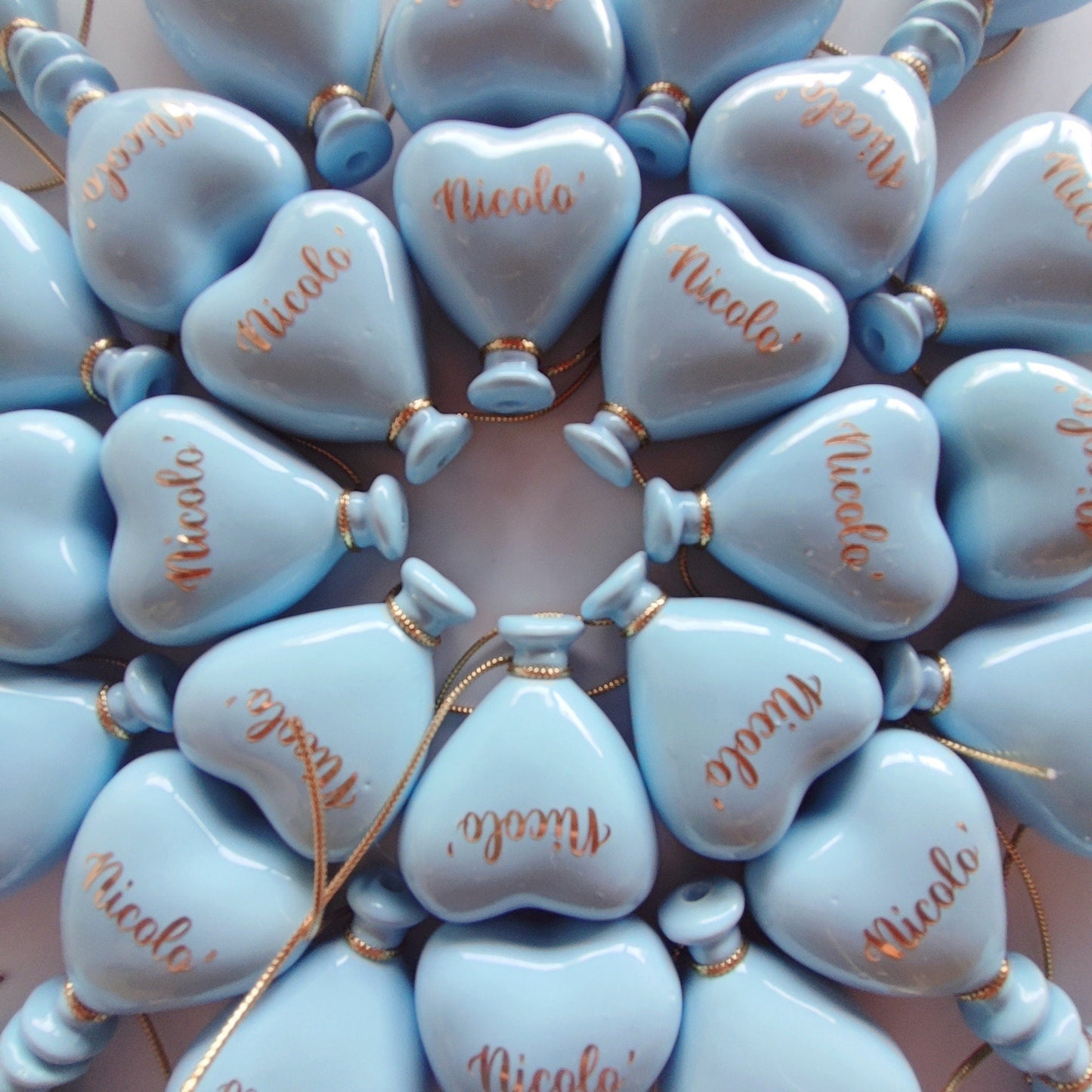 Palloncino in ceramica con colori personalizzabili, un’idea regalo unica e originale.