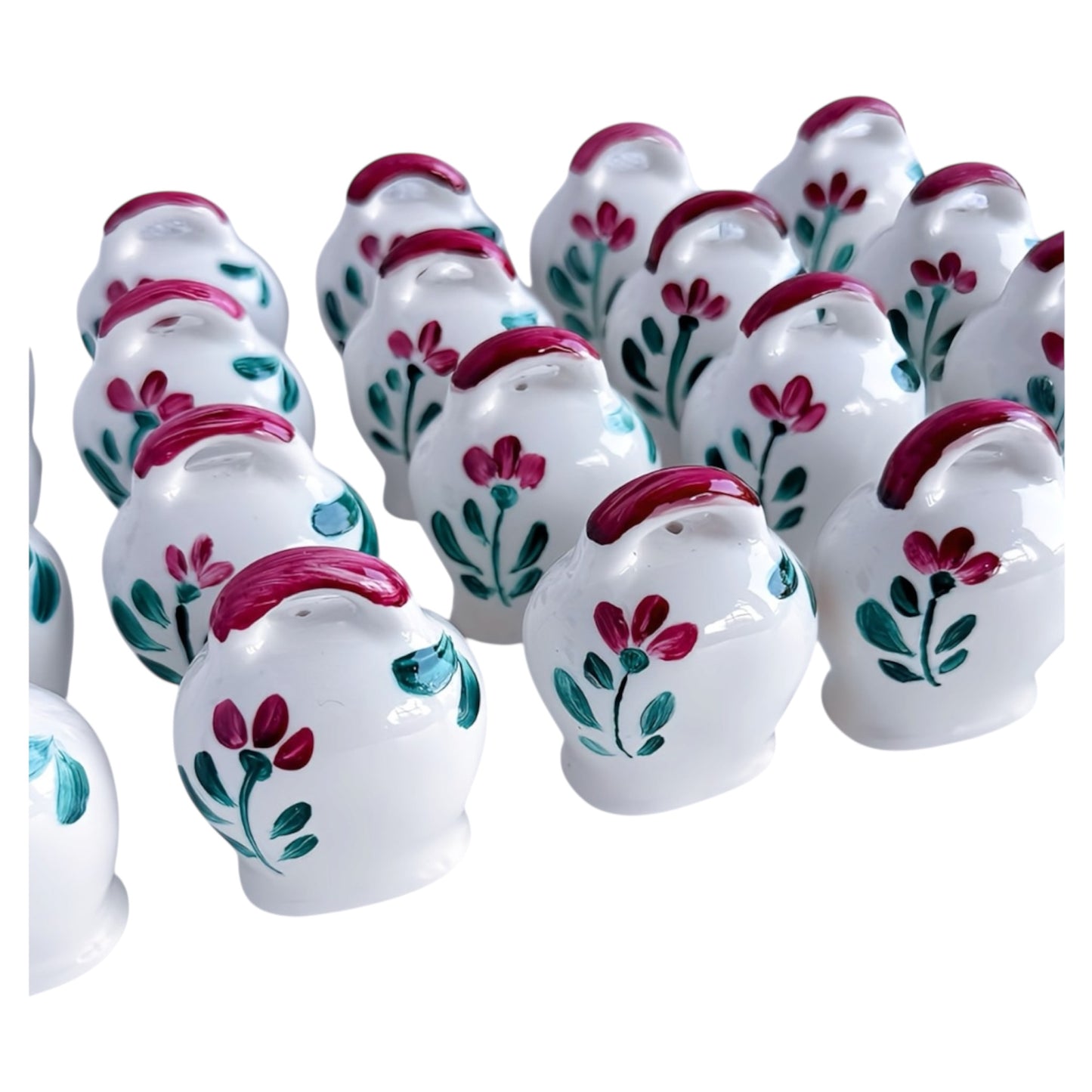 Dettaglio della campanella Capri mini con decoro floreale a tulipani, realizzata in ceramica artigianal