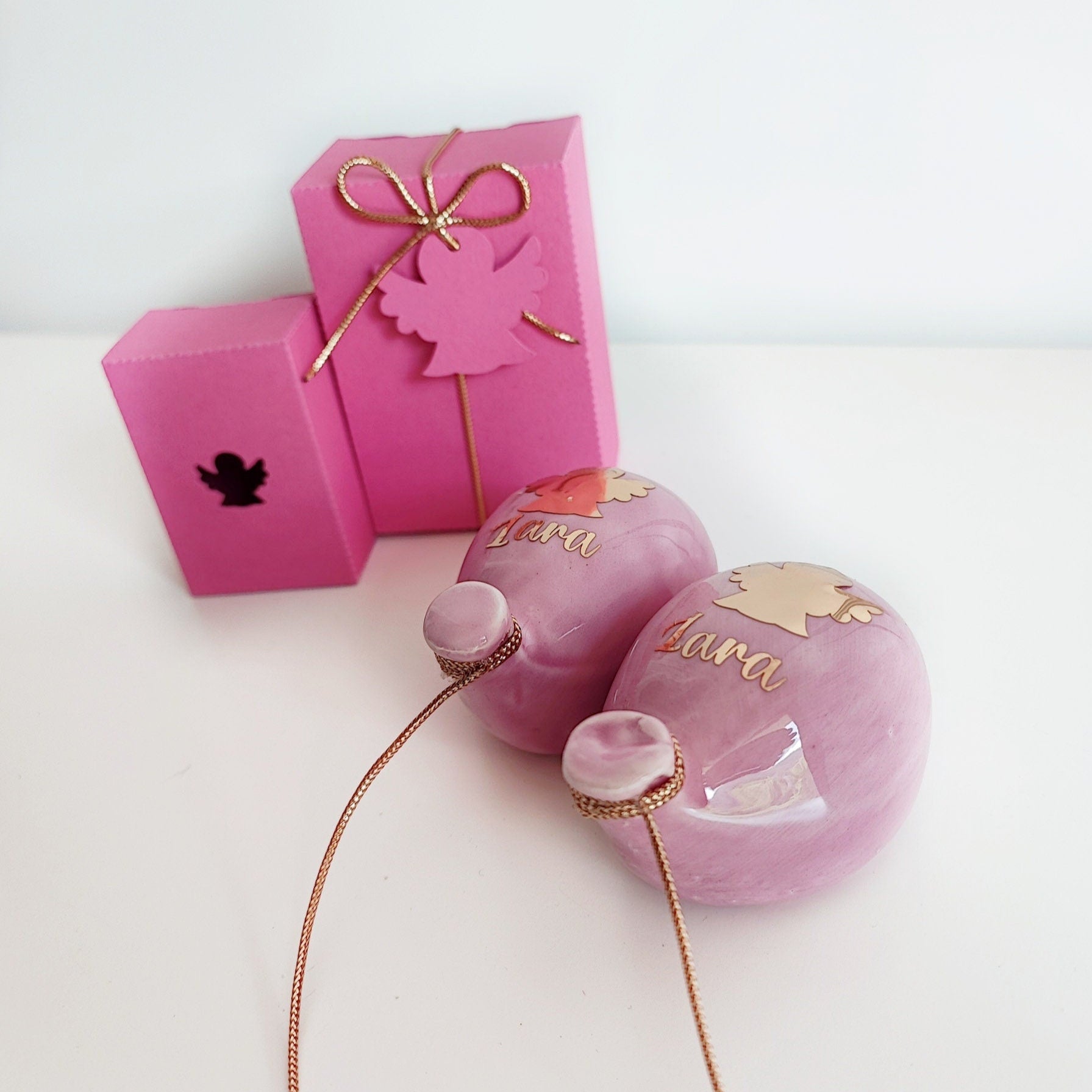 Bomboniera in ceramica a forma di palloncino, un dettaglio raffinato e creativo per le tue celebrazioni.